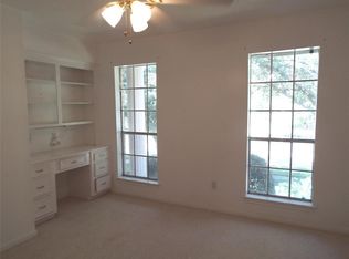 8205 Rio Grande St, Jersey Village, TX 77040