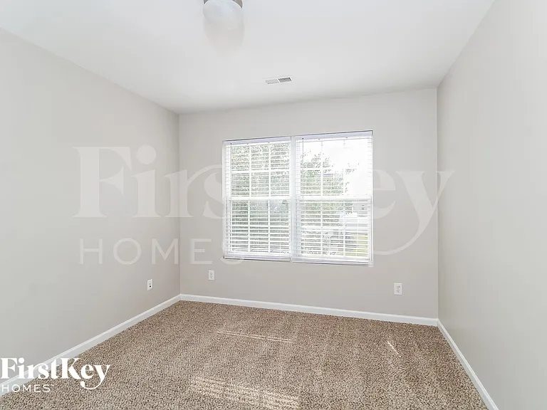 169 Silver Creek Trl — Photo 9