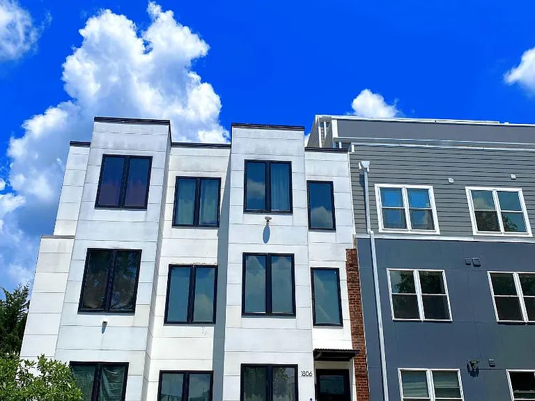 1806 I St NE #2A — Photo 4
