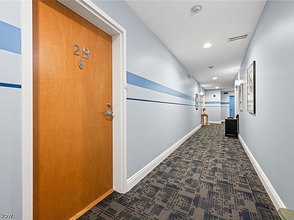 4th image of 12701 Larchmere Blvd APT 2B