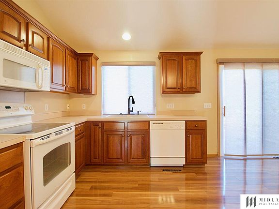 5th image of 306 Sea Pines Dr