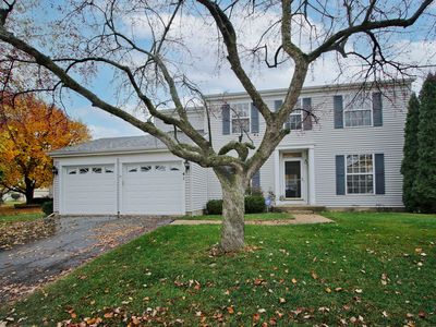 41 McKinley Ln, Streamwood, IL, 60107