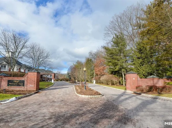 80 Ridgewood Rd APT 106, Township Of Washington, NJ 07676