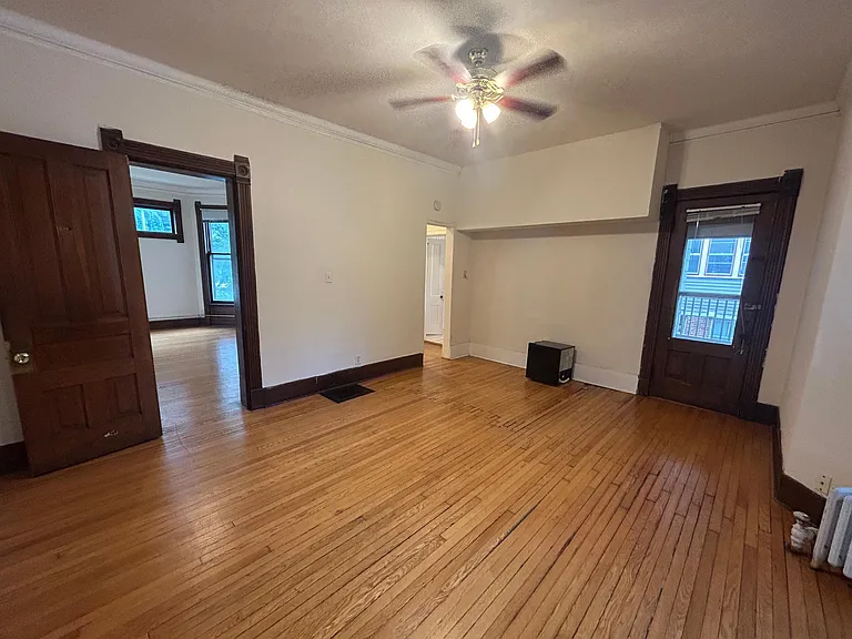 319 N Pinckney St #1 — Photo 12