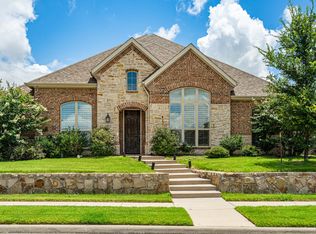 7822 Fallbrook Dr, Sachse, TX 75048