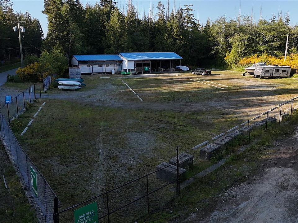 1st image of 550 Bamfield Rd