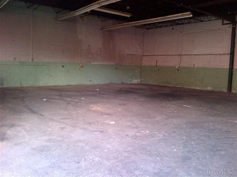 2nd image of 1580 Stillwell Ave