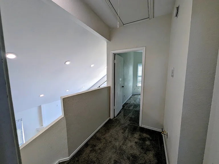 1508 Mayfair Dr — Photo 14