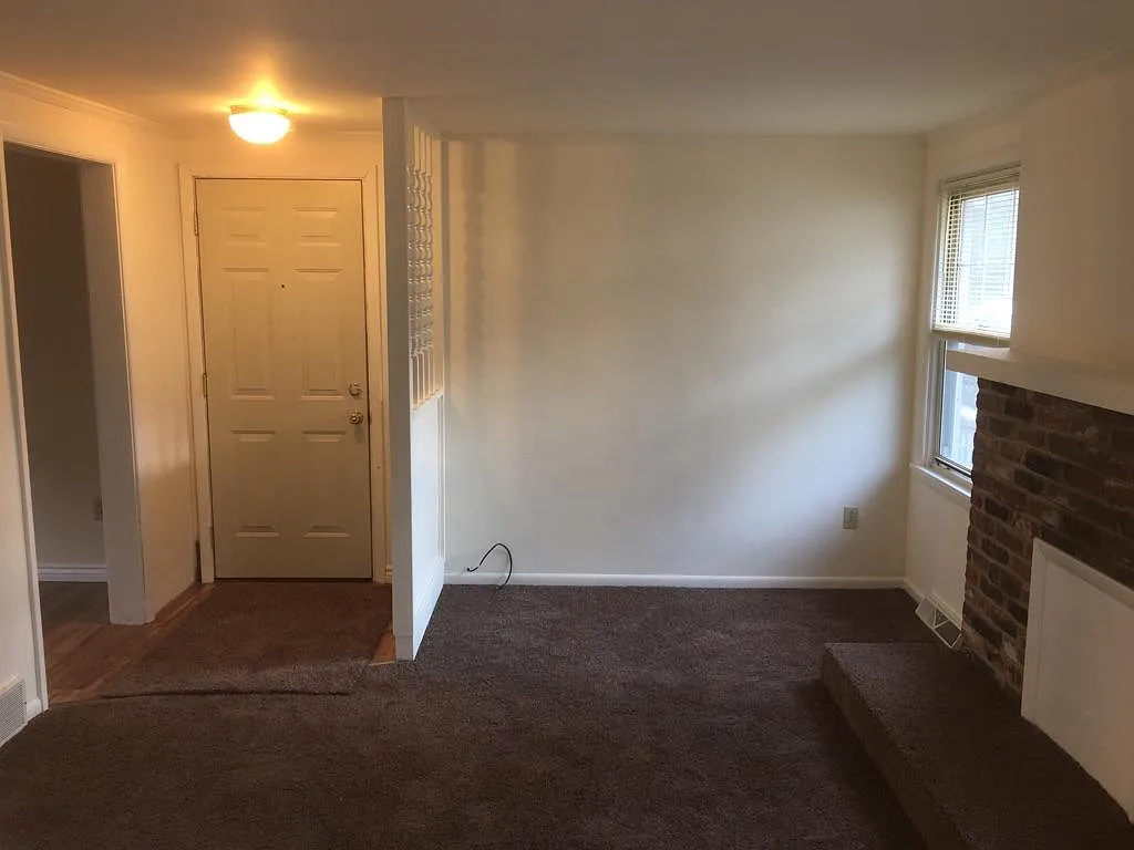 342 5th Ave photo 1