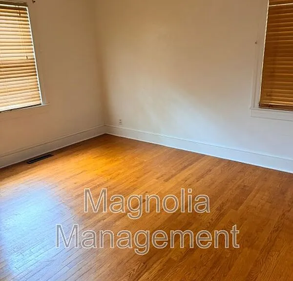 1502 Oakdale Cir — Photo 6