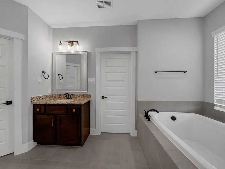 10972 Swang Link Dr — Photo 15