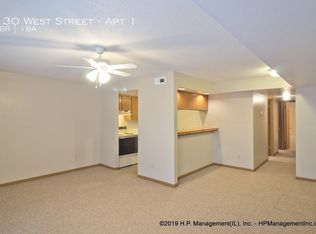 130 West St APT 1, Edwardsville, IL