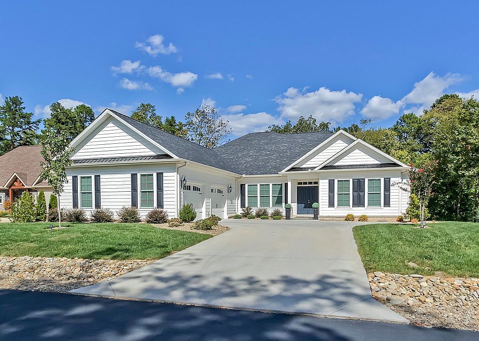 1st image of 226 Osage Dr