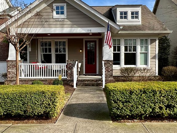2nd image of 1218 Jewell Ave