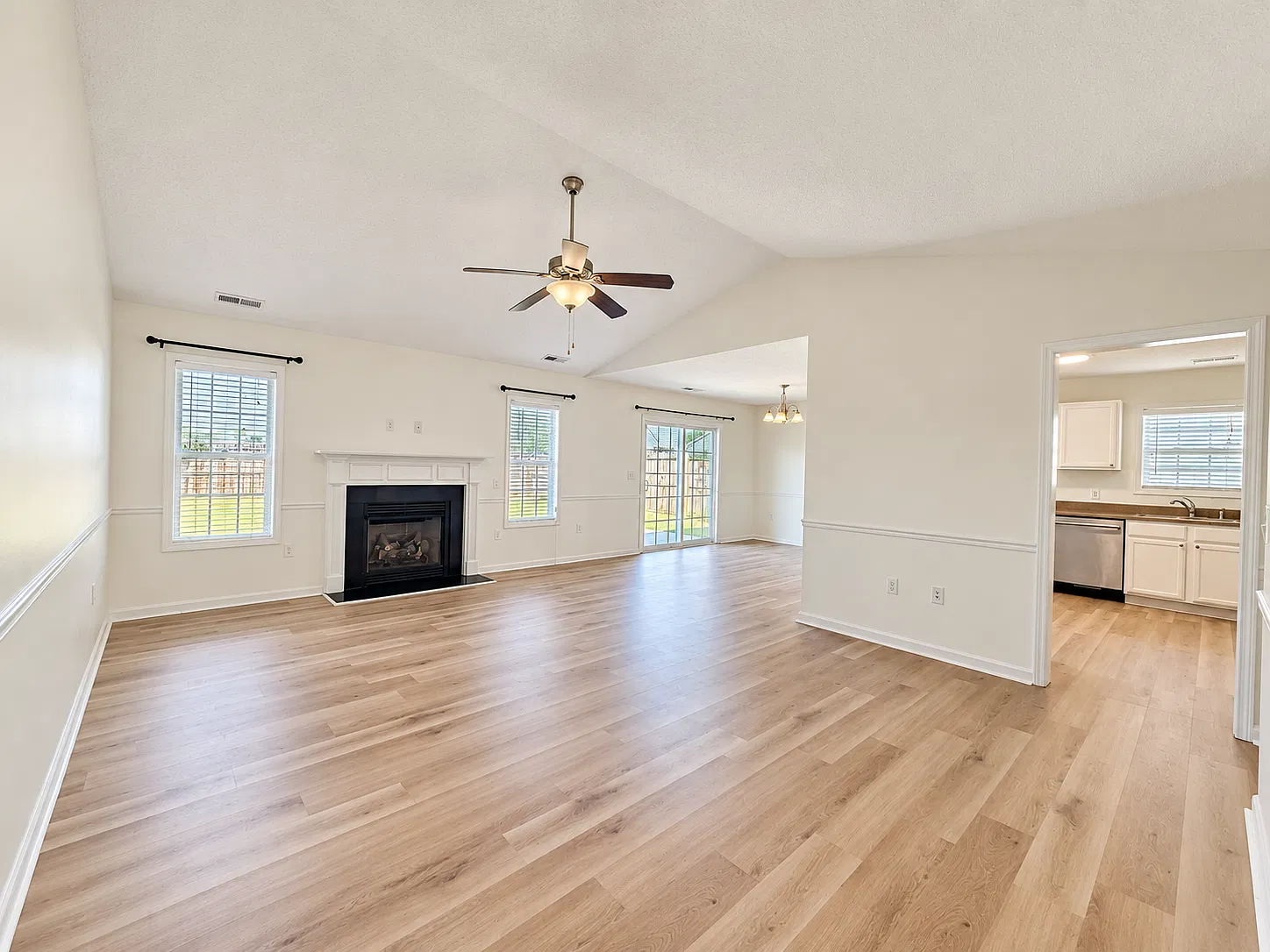 3 bed, 1540 sqft, $2,000 — Photo 3