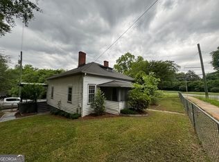 18 S Broad St, Covington, GA 30014