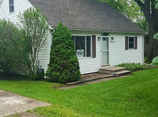 5832 Hilliard Rd, Lansing, MI 48911