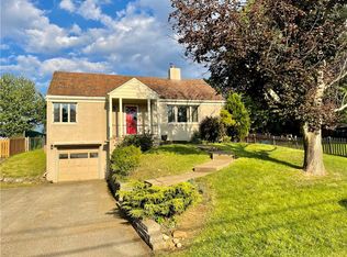387 McClellan Dr, Pittsburgh, PA