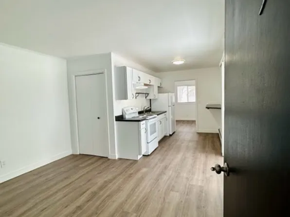118 W Prairie St, 118 W Prairie St #5, Shawano, WI 54166