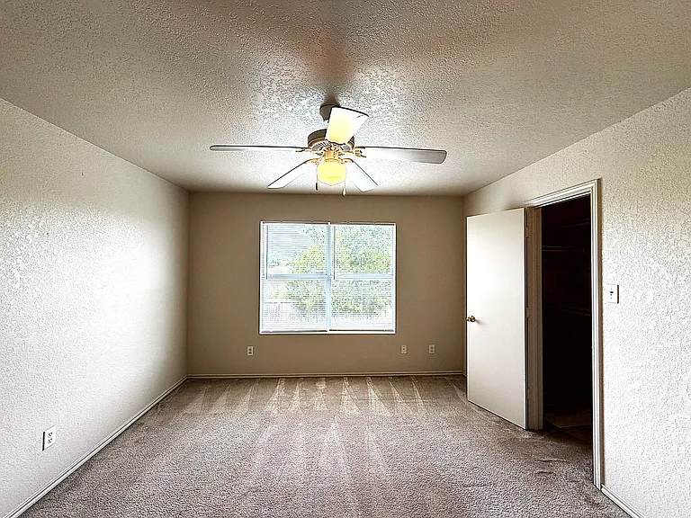 5208 Lauren Lea Dr #B — Photo 11