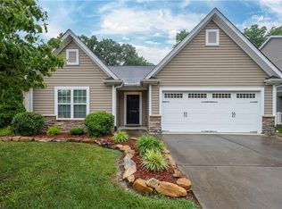 1702 Ridgestone Ln, Kernersville, NC 27284