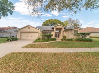 6245 Silver Oaks Dr, Zephyrhills, FL 33542