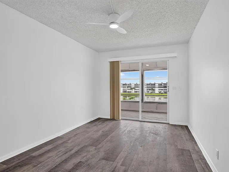 3045 Cornwall Dr #C — Photo 17