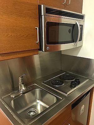 5th image of 138 E 31st St APT 40A