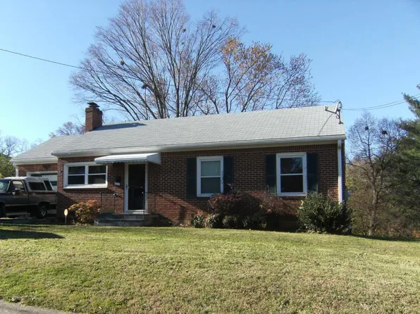 2628 Cedarhurst Ave NW, Roanoke, VA 24012