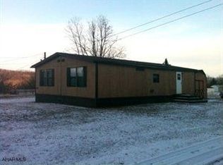 120 5th Ave, New Paris, PA 15554