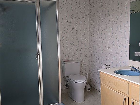 4th image of 927 31st Ave