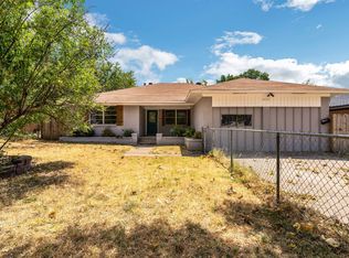 8824 Greenmound Ave, Dallas, TX 75227