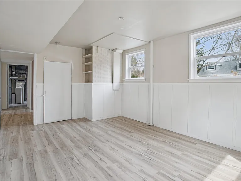 2728 Yost Blvd — Photo 33