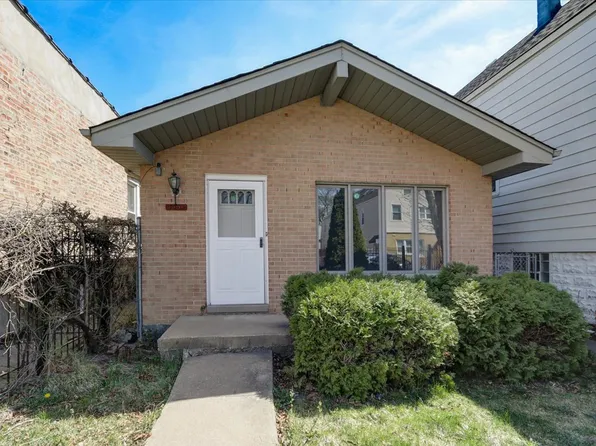 4551 S Sacramento Ave, Chicago, IL 60632