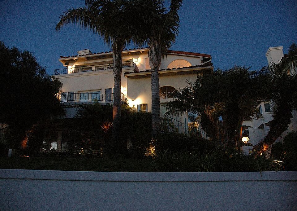 2nd image of 1632 Prospect Ave