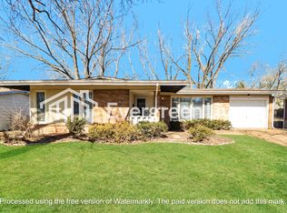 3725 Hambletonian Dr, Florissant, MO 63033