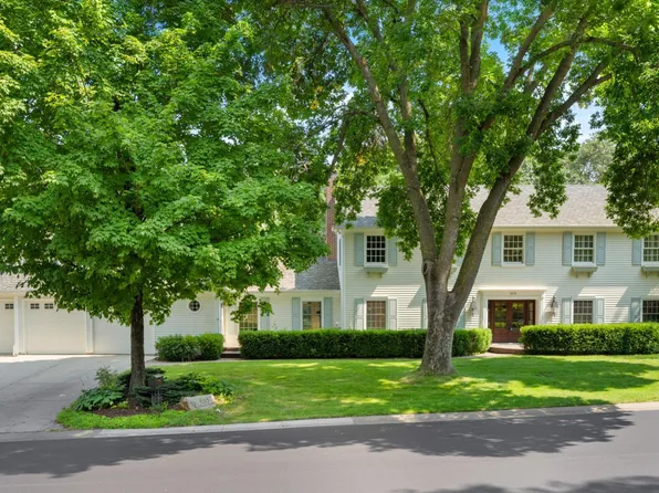5215 Larada Ln, Edina, MN 55436