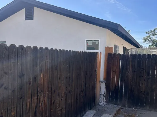 Illinosis, 1011 Illinois Ave #1013, Colton, CA 92324