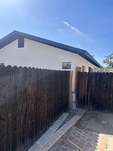 1011 Illinois Ave Photo 1