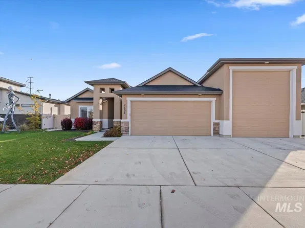 4694 N Bryce Canyon Ave, Meridian, ID 83646