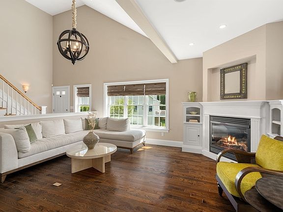 5th image of 3 Pine Ridge Dr Unit 1
