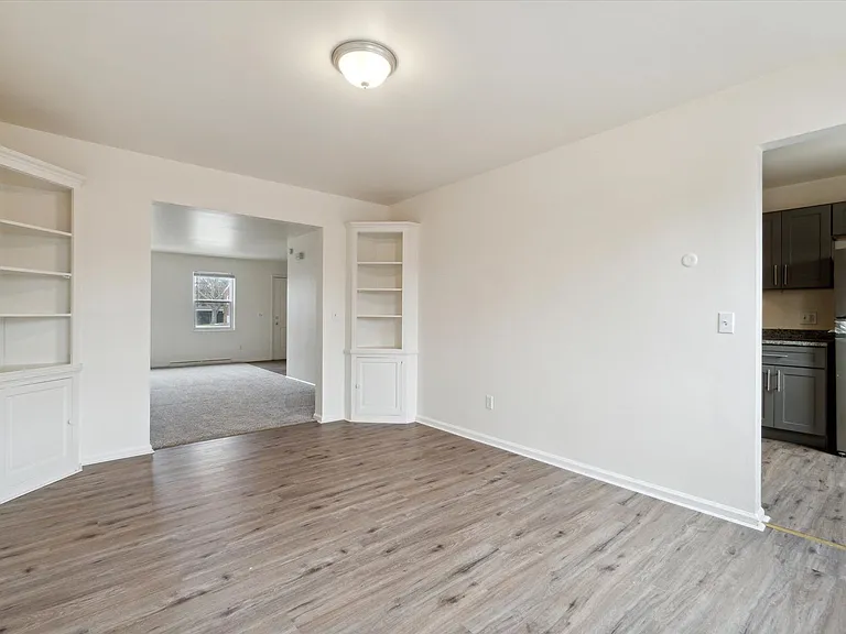 2601 Germain Dr — Photo 7