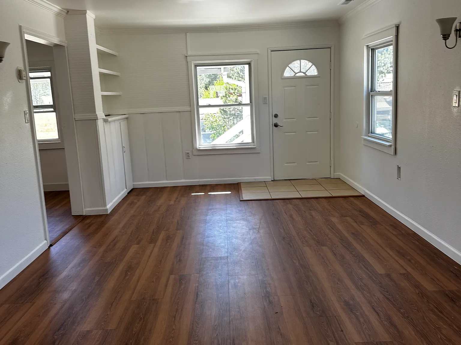 3 bed, $2,500 — Photo 2