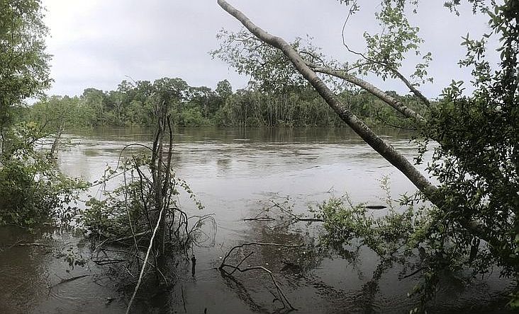 1st image of 17604 Riverwalk Dr