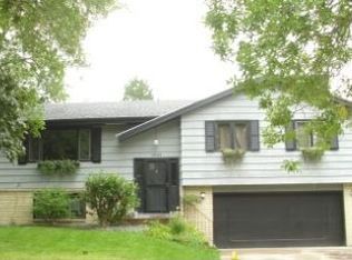 1534 17th Ave NW, New Brighton, MN 55112