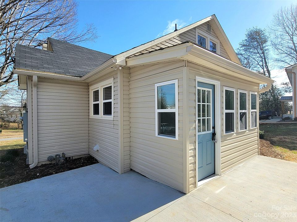 400 Burkemont Ave, NC 28655 Zillow