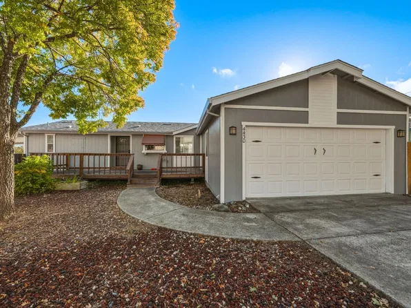4430 Oak Avenue, Lakeport, CA 95453