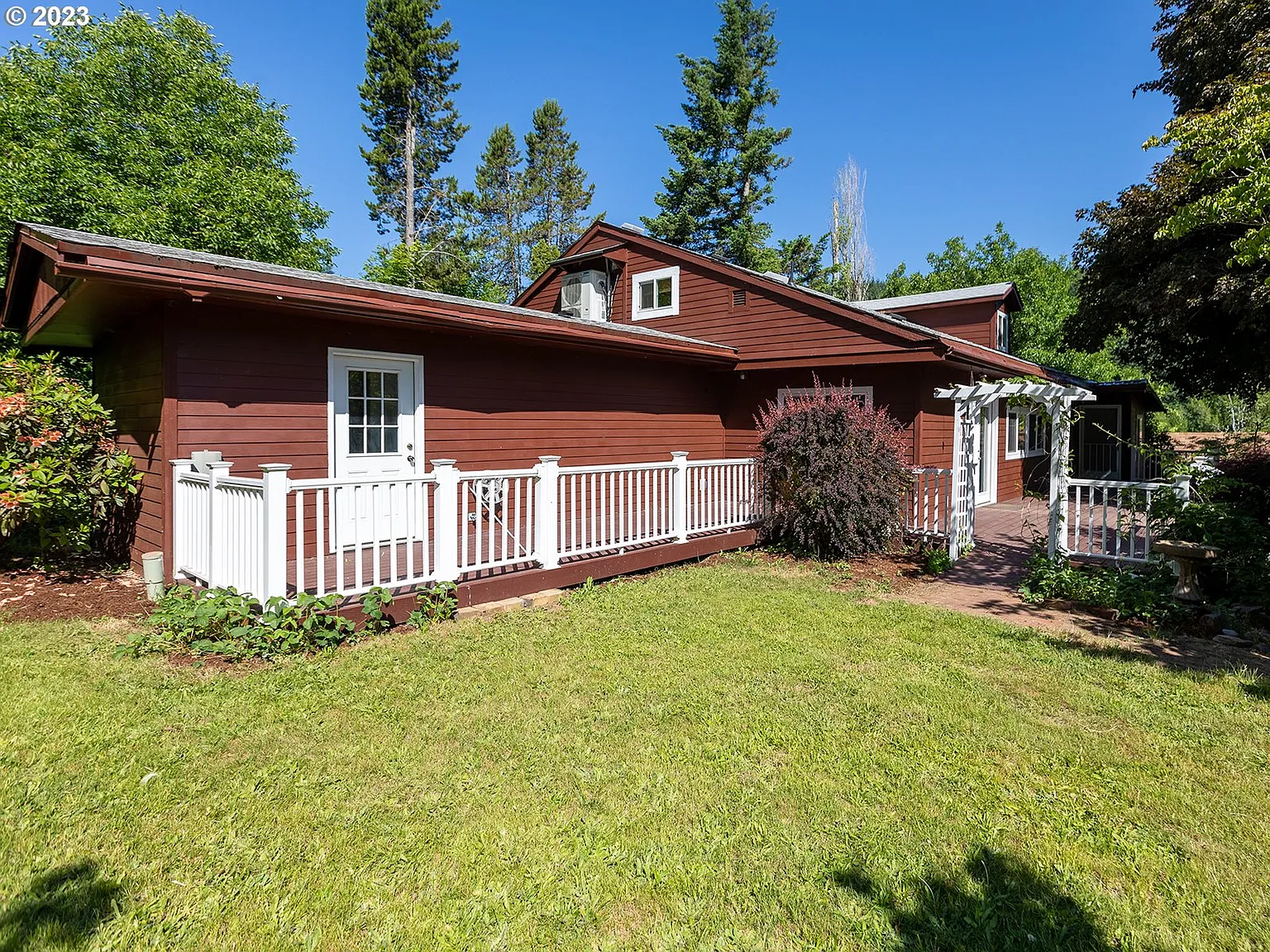 142 Little Rd photo 1