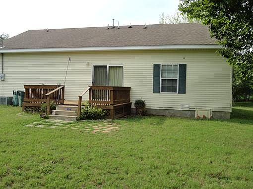 4th image of 124 E Cypress St