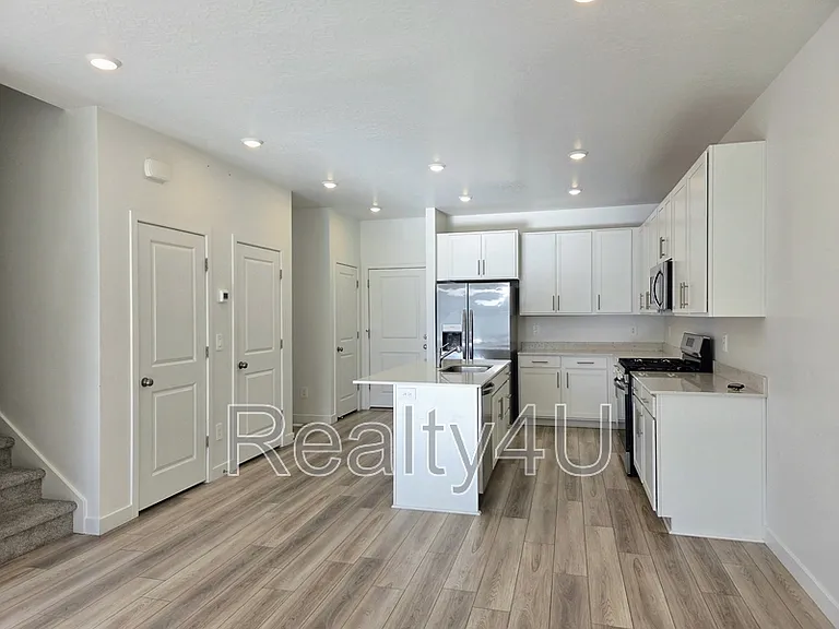 10026 W Dorado Way #1 — Photo 4